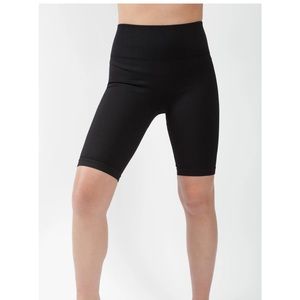 90 Degree by Reflex high waste black 9” biker shorts